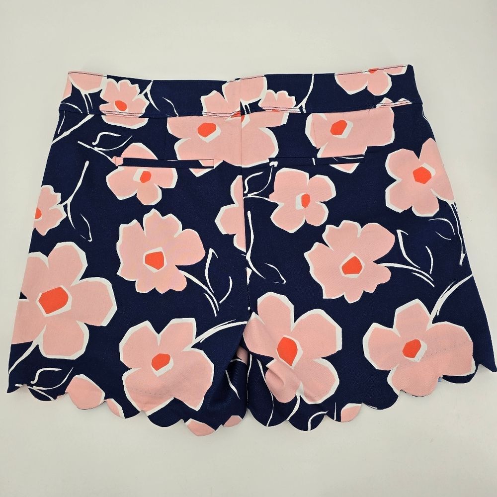 Isaac Mizrahi Women's Floral Tailored Shorts Size 10 NWT - Picture 3 of 4